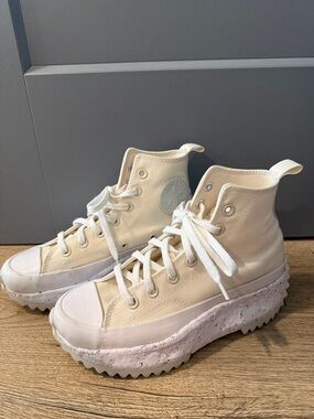 Run Star Hike Crater High Platform Sneaker in "Egret"